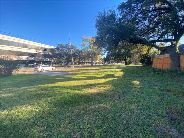4800 Bellaire Boulevard, Bellaire, TX 77401