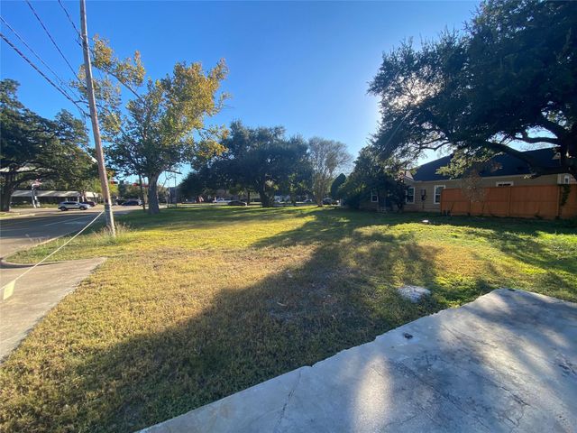 4800 Bellaire Boulevard, Bellaire, TX 77401