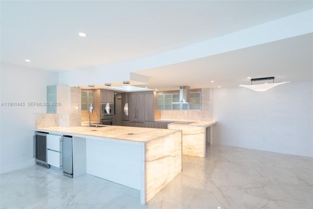 700 S Ocean Blvd 504, Boca Raton, FL 33432