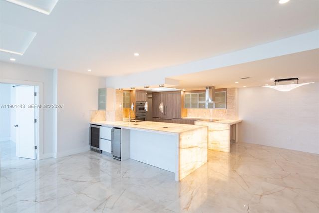 700 S Ocean Blvd 504, Boca Raton, FL 33432