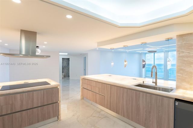 700 S Ocean Blvd 504, Boca Raton, FL 33432