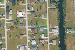 1908 NE 18th PL, Cape Coral, FL 33909