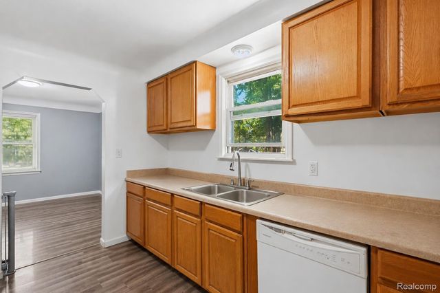 14125 Racho Boulevard, Taylor, MI 48180