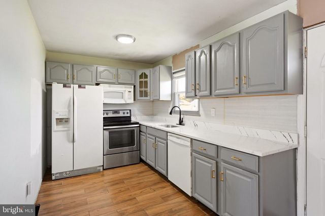 262 HUFF AVE, Paulsboro, NJ 08066