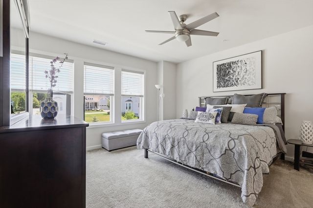 6 Overlook Dr 204, Andover, MA 01810