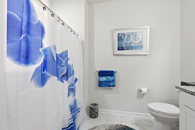 6 Overlook Dr 204, Andover, MA 01810