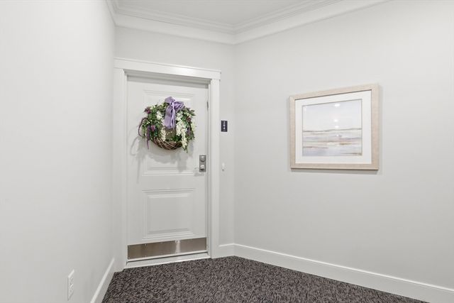 6 Overlook Dr 204, Andover, MA 01810