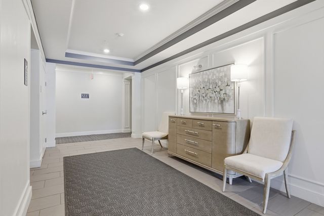 6 Overlook Dr 204, Andover, MA 01810
