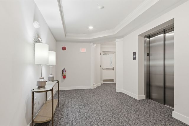 6 Overlook Dr 204, Andover, MA 01810