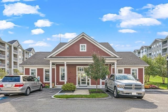 6 Overlook Dr 204, Andover, MA 01810