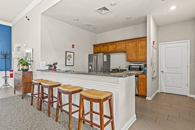 6 Overlook Dr 204, Andover, MA 01810