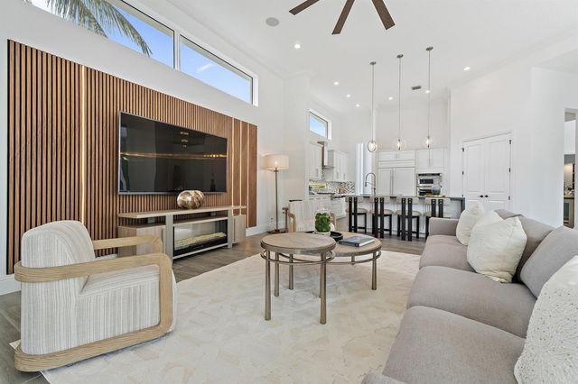 187 Elena Court, Jupiter, FL 33478