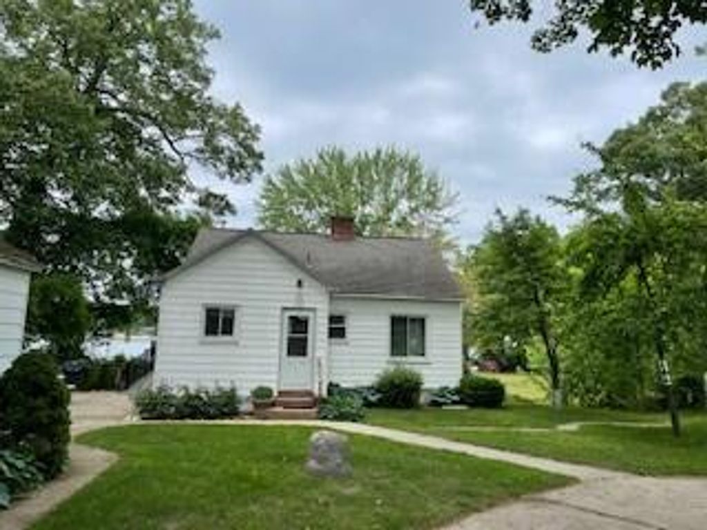 2378 Duff Road, Twin Lake, MI 49457