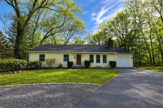 75 Marlboro Rd, Southborough, MA 01772