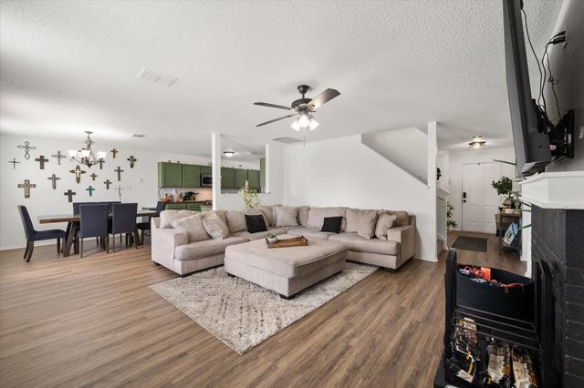 1409 Blazing Star Trail, Burleson, TX 76028