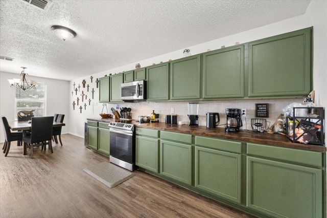 1409 Blazing Star Trail, Burleson, TX 76028