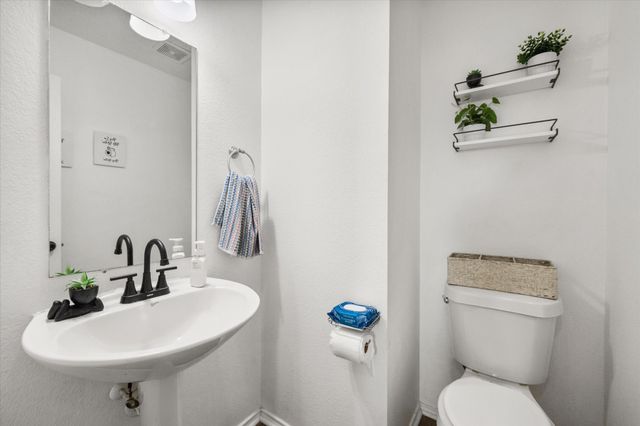1409 Blazing Star Trail, Burleson, TX 76028