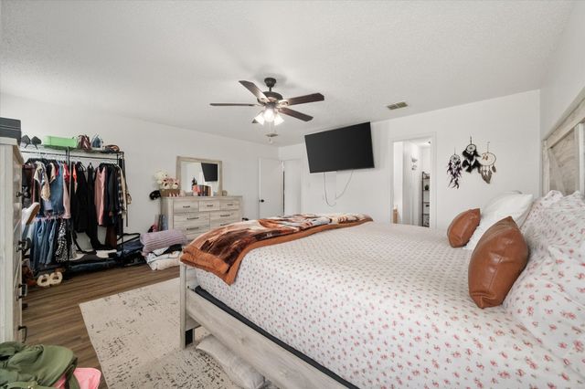1409 Blazing Star Trail, Burleson, TX 76028