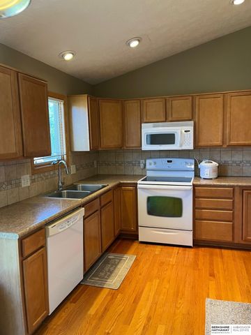 2628 W Garfield Street, Lincoln, NE 68522