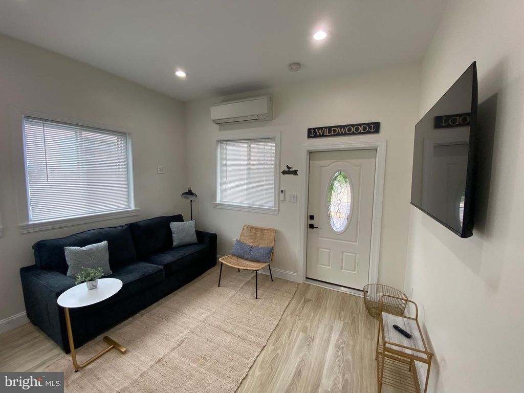 3205 ATLANTIC AVE, Wildwood, NJ 08260