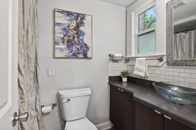 2750 Buchanan Street NE, Minneapolis, MN 55418