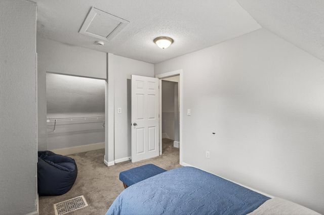 2750 Buchanan Street NE, Minneapolis, MN 55418