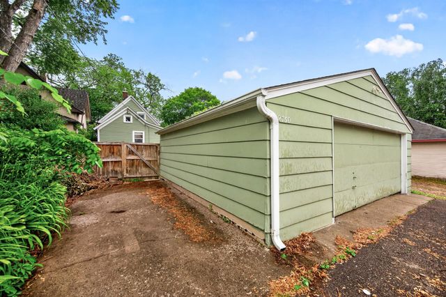 2750 Buchanan Street NE, Minneapolis, MN 55418