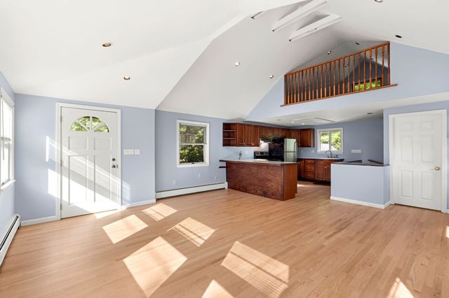 222 Sprague St, Dedham, MA 02026