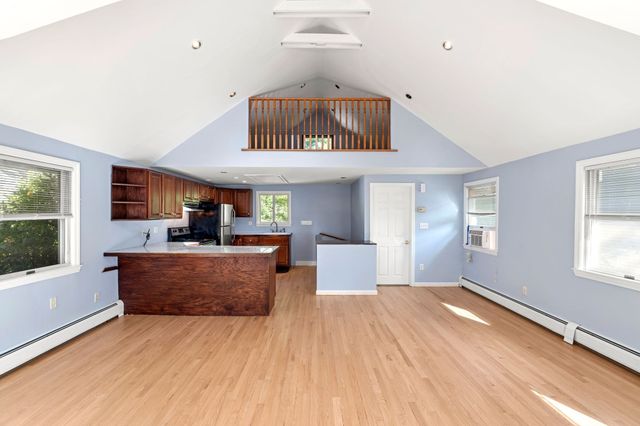 222 Sprague St, Dedham, MA 02026