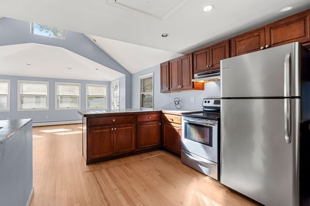 222 Sprague St, Dedham, MA 02026