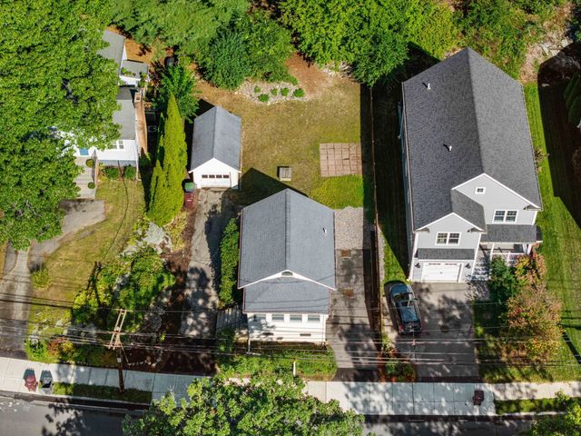 222 Sprague St, Dedham, MA 02026