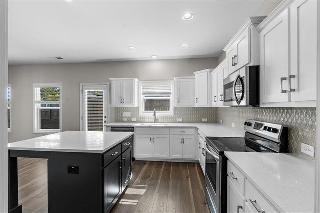 150 Cedar Park Way, Carrollton, GA 30117