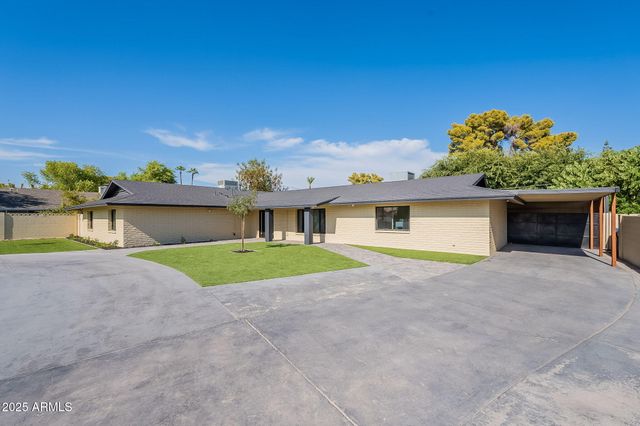 7637 N 7TH Avenue, Phoenix, AZ 85021