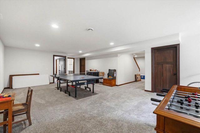 2748 Gateway AVENUE, Hartford, WI 53027