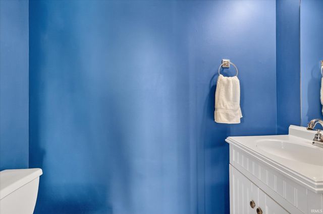11002 Golden Pheasant Drive, Osceola, IN 46561