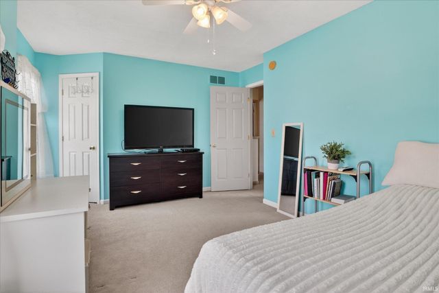 11002 Golden Pheasant Drive, Osceola, IN 46561