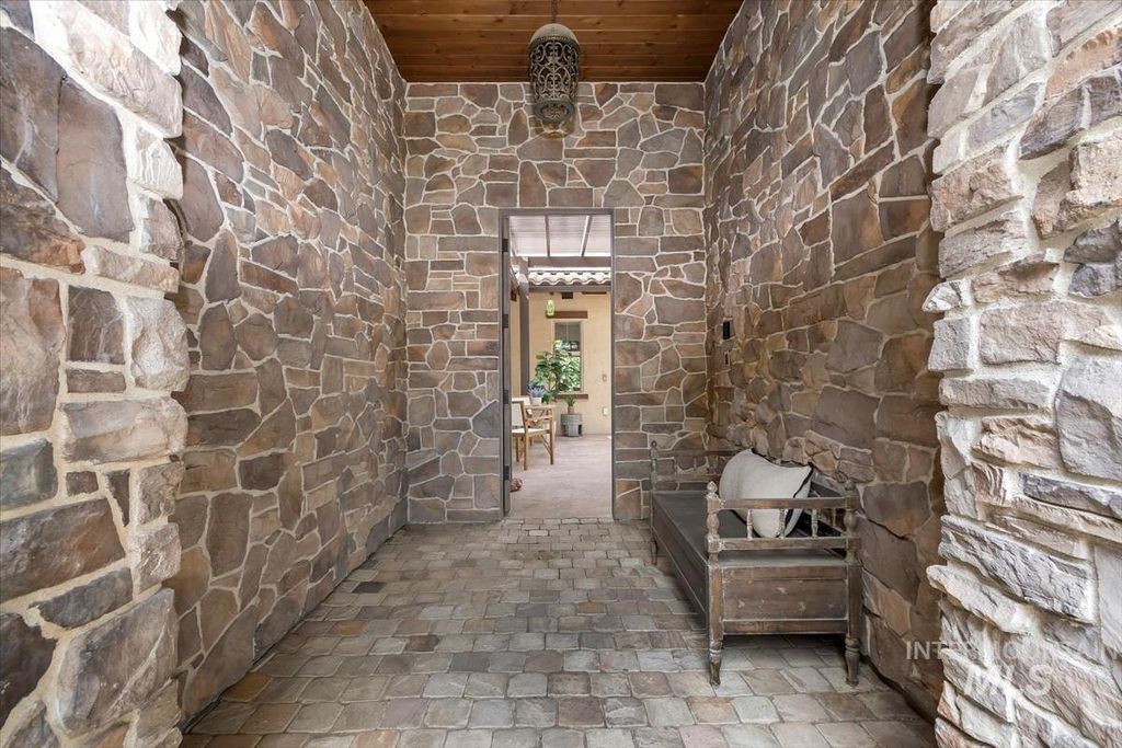 966 W Watersford Dr., Eagle, ID 83616 photo 3