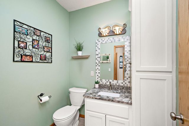 9362 Austrian Pine Avenue N, Brooklyn Park, MN 55443