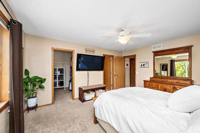 9362 Austrian Pine Avenue N, Brooklyn Park, MN 55443