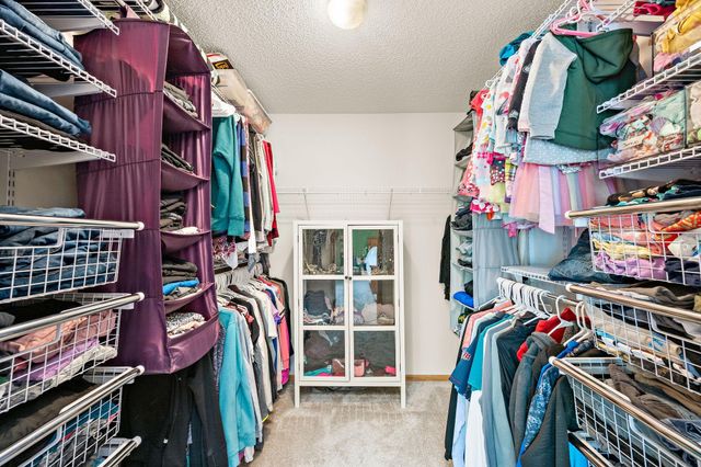 9362 Austrian Pine Avenue N, Brooklyn Park, MN 55443