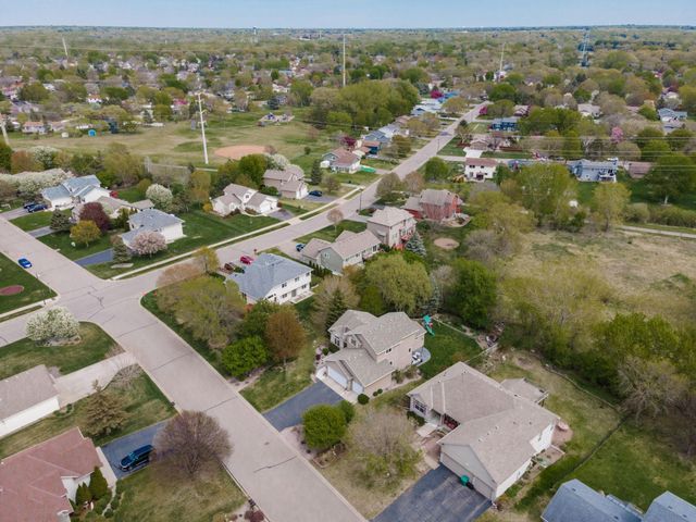 9362 Austrian Pine Avenue N, Brooklyn Park, MN 55443