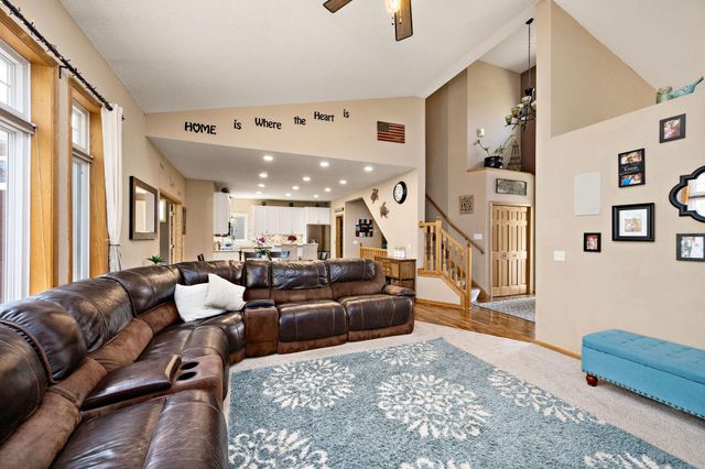9362 Austrian Pine Avenue N, Brooklyn Park, MN 55443