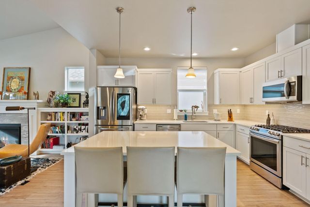 1078 E Black Butte Avenue, Sisters, OR 97759