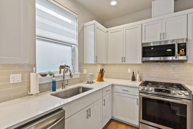 1078 E Black Butte Avenue, Sisters, OR 97759