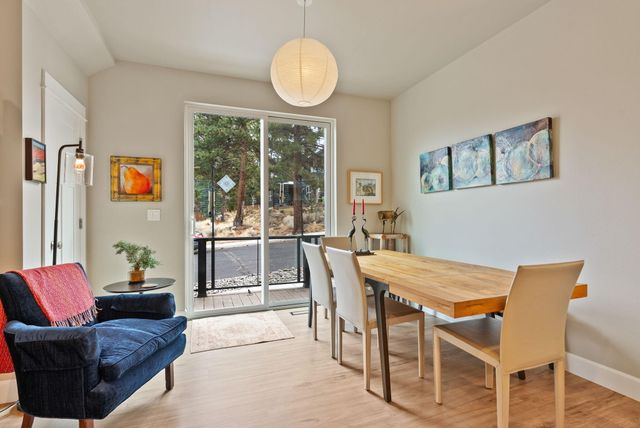 1078 E Black Butte Avenue, Sisters, OR 97759