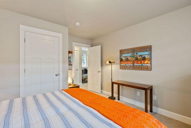 1078 E Black Butte Avenue, Sisters, OR 97759