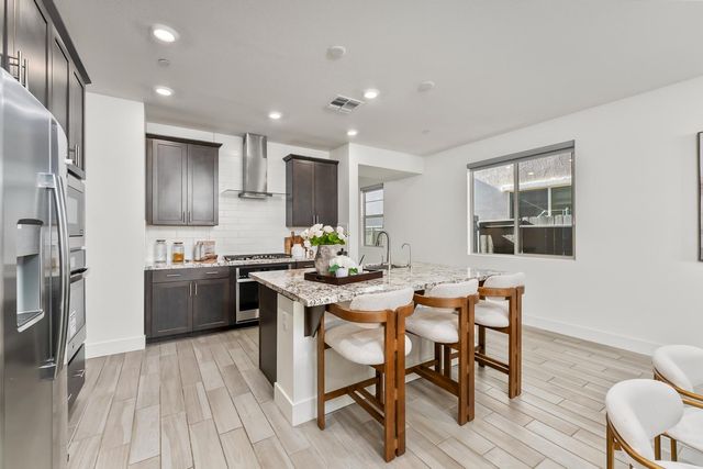 4156 Salt Point Way, Rancho Cordova, CA 95742