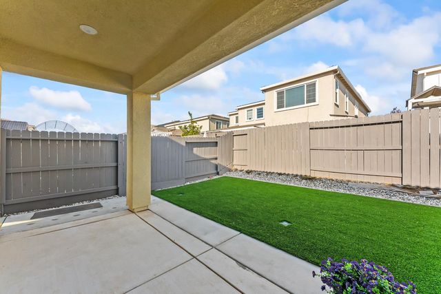 4156 Salt Point Way, Rancho Cordova, CA 95742