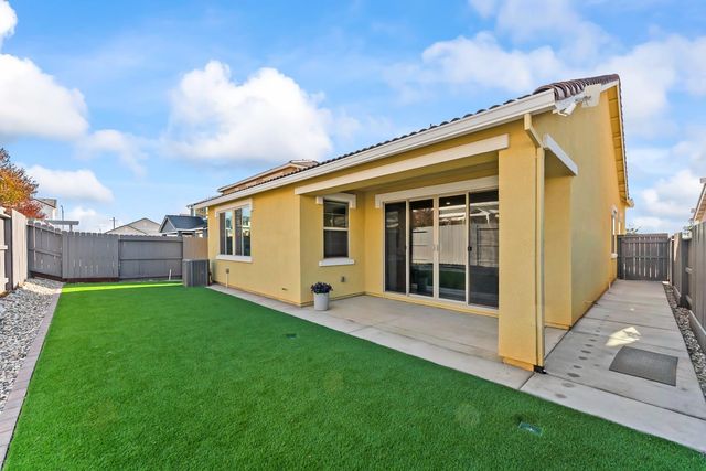 4156 Salt Point Way, Rancho Cordova, CA 95742