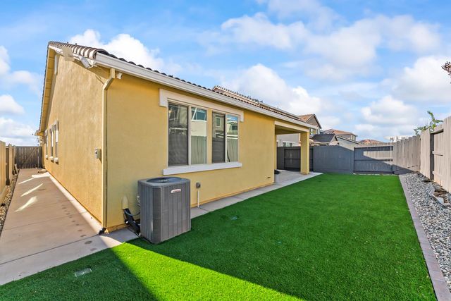 4156 Salt Point Way, Rancho Cordova, CA 95742